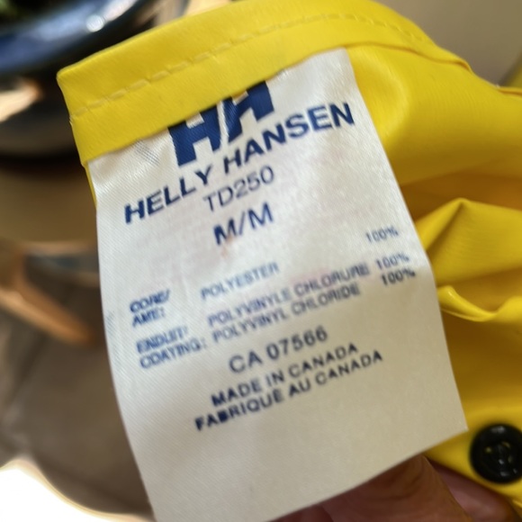NWOT! Vintage Helly Hansen Flame Retardant Yellow Men’s Jacket - Picture 5 of 6